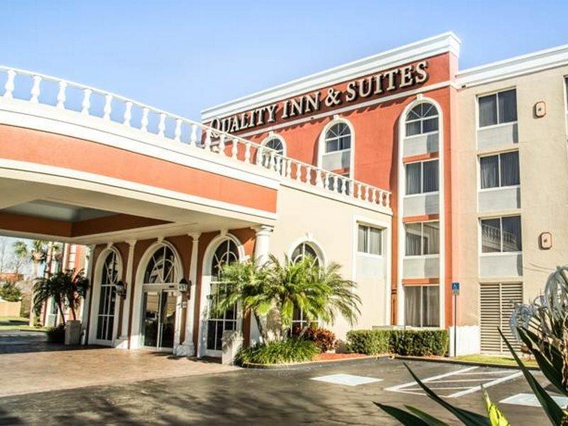 Quality Inn & Suites Near The Theme Parks Orlando Exterior photo